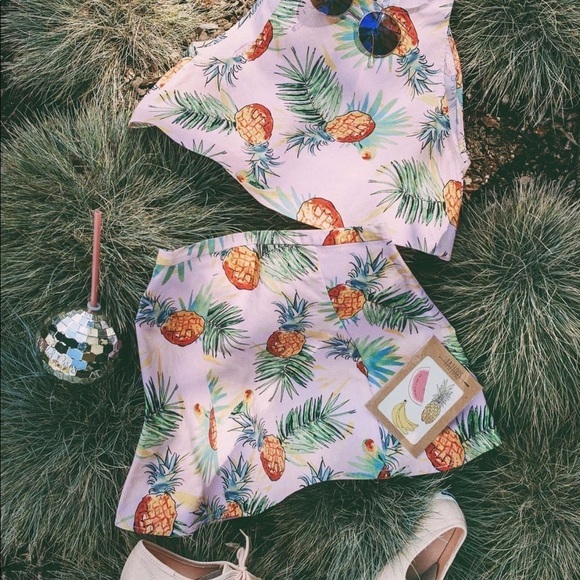 Wallpapr Dresses & Skirts - Wallpapr Women’s M/L Pink Pineapple Two Piece Set Crop Top & Skirt Palm Fronds